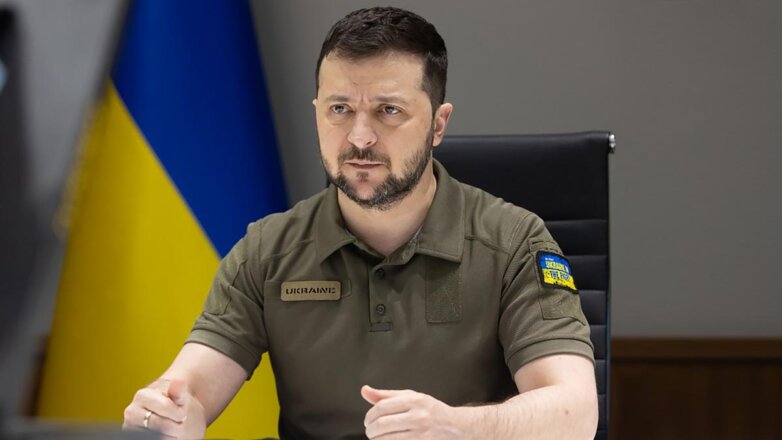 Зеленский связал увольнение генпрокурора и главы СБУ с госизменой