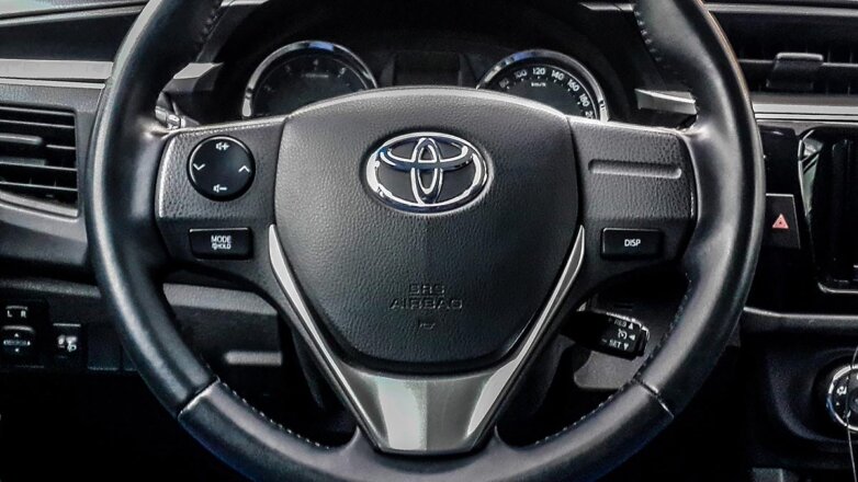 Подержанные Toyota оказались дороже новых