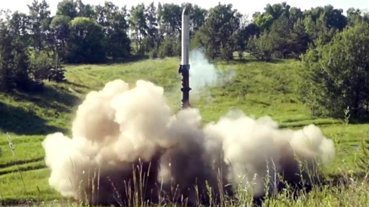 Боевая работа расчетов ОТРК "Искандер" в ходе специальной военной операции