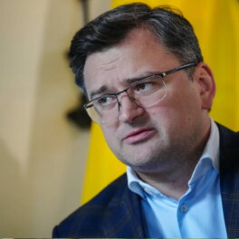 Кулеба: Россию пригласят на вторую конференцию по Украине