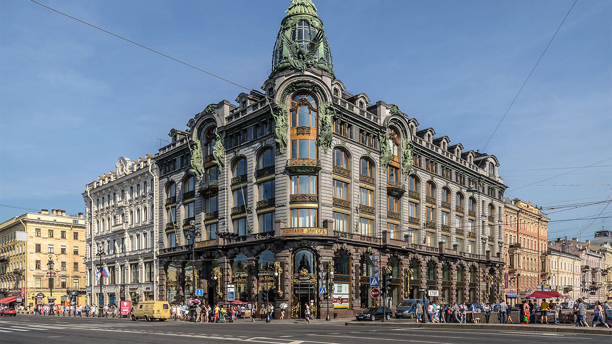 В Дом Зингера в Санкт-Петербурге вернут классический книжный магазин