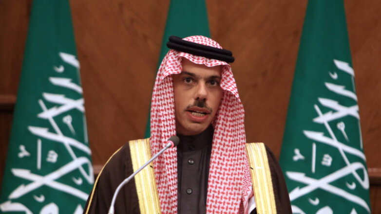 На саммите в Саудовской Аравии не обсуждали добычу нефти