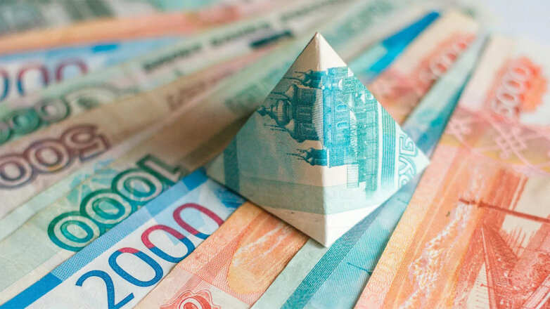 Число финансовых пирамид в РФ в первой половине 2022 года выросло почти в 6,5 раза