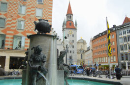 Для экономии газа в Мюнхене отключат фонтаны, подсветку ратуши и горячую воду в офисах