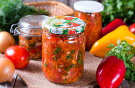 Просто и вкусно: лечо без уксуса и масла на зиму