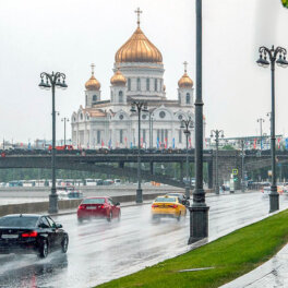 25 июня в Москве ожидается облачная погода с прояснениями, местами пройдет дождь