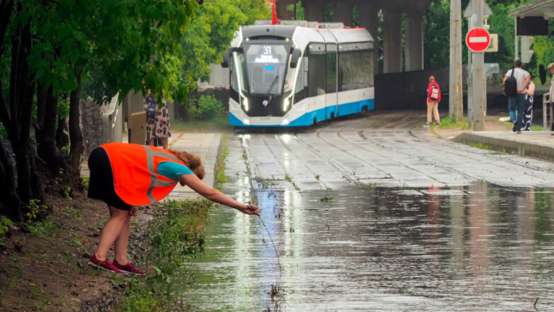 Москвичей предупредили о задержках трамваев из-за непогоды