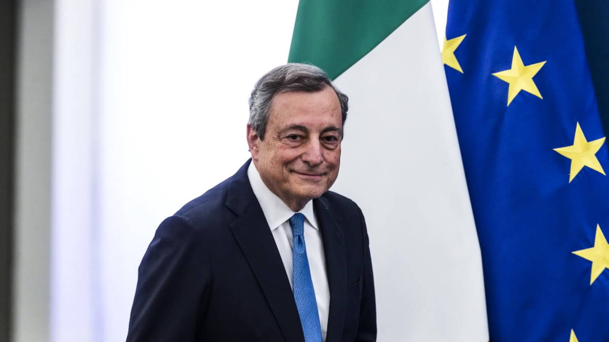 Премьер-министр Италии Драги объявил, что подает в отставку