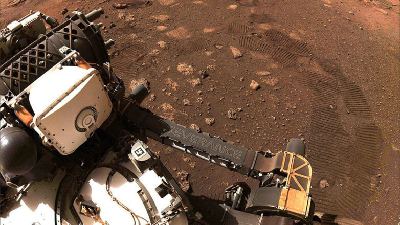 Марсоход Perseverance обнаружил на Марсе "пучок нитей"