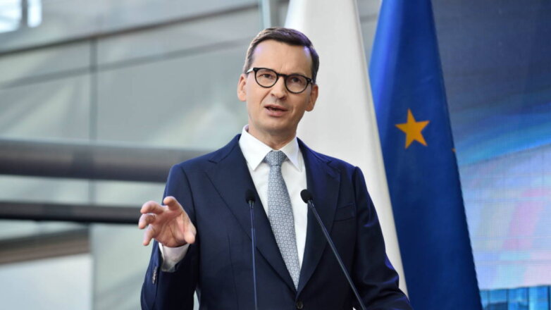 В Польше заявили, что ЕС должен оказывать Украине финансовую помощь наравне с США