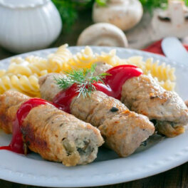 30 минут на кухне: мясные пальчики из свинины на сковороде