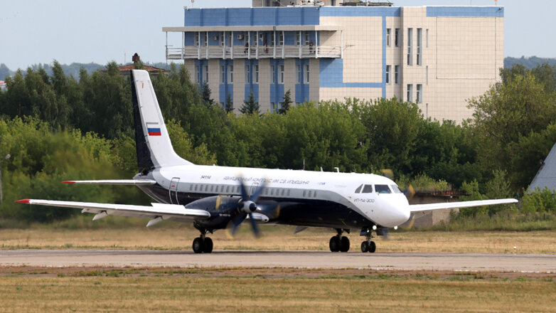 Кабмин РФ направит более 550 миллионов рублей на доработку Ил-114-300 в 2023 году
