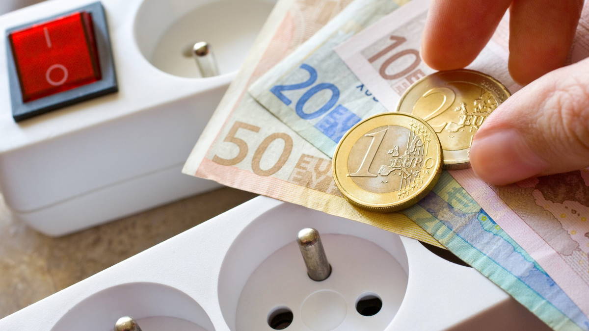 Bild: немецкие семьи заплатят за электроэнергию €5 тысяч за год