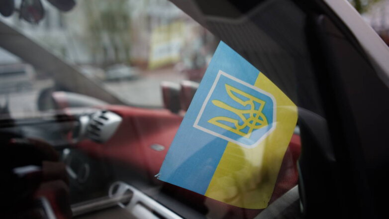 СМИ: на Украине отменили запрет на выезд за пределы области без согласия военкома