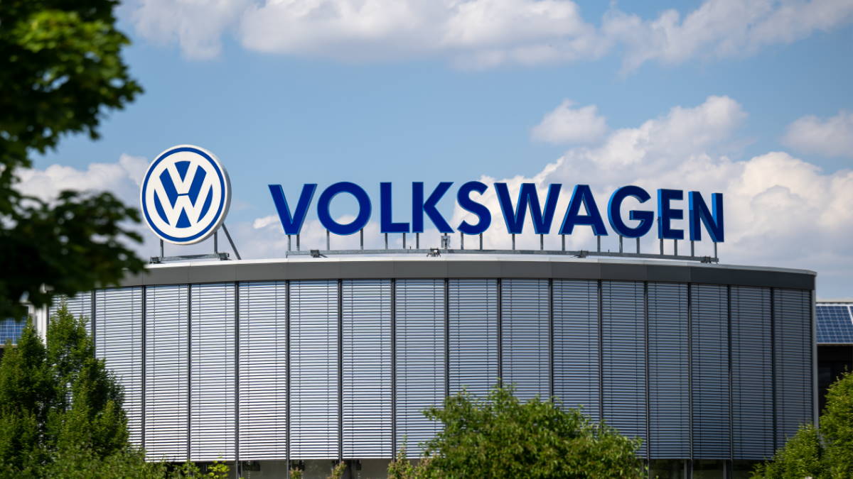 Volkswagen продал российские активы 