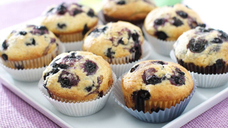 30 минут на кухне: быстрые ягодные маффины