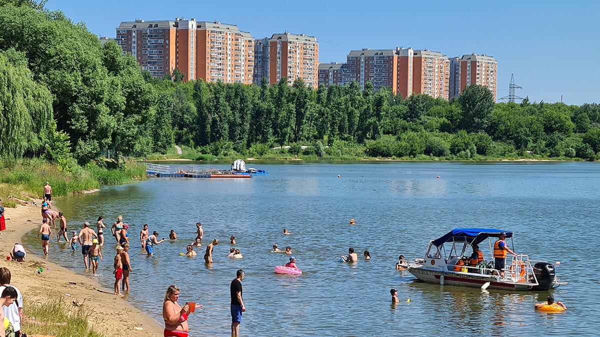 Синоптик пообещал москвичам жаркие выходные