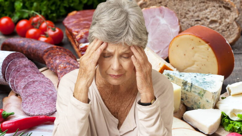 Диетологи назвали вредные продукты, провоцирующие развитие деменции