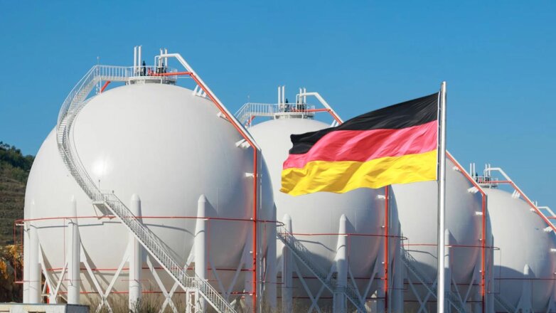 Шольц заявил об амбициозных целях при заполнении газом хранилищ в Германии