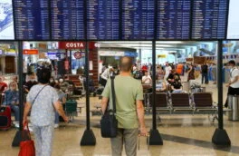 Все аэропорты Москвы приостановили полеты