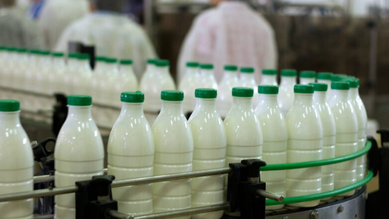 Российские производители молока заявили о снижении спроса на свою продукцию