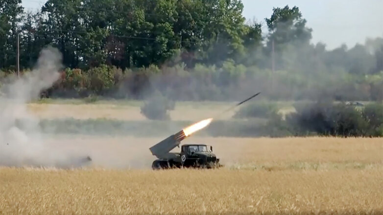 ВС России подавили украинские взводы "Градов" и орудий "Мста-Б" в ДНР