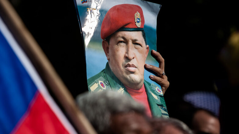 Смерть экс-президента Венесуэлы Уго Чавеса связывают с препаратом из США, вызвавшим рак