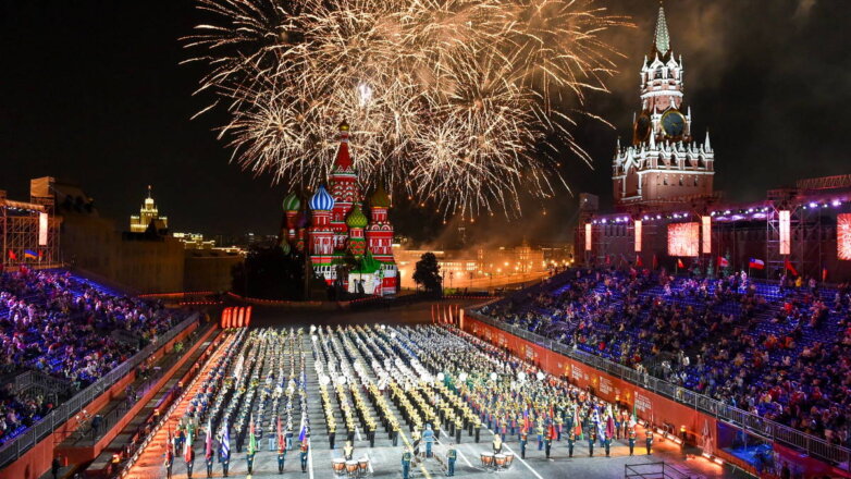 Улицы в центре Москвы перекроют на 2 недели из-за фестиваля "Спасская башня"