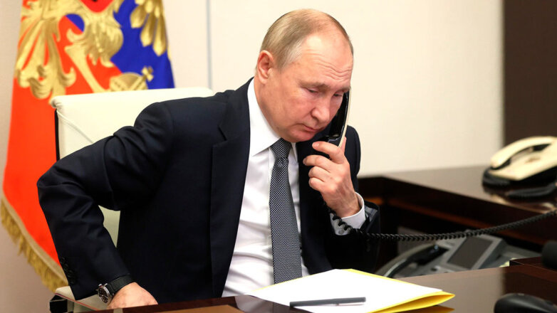 Путин провел телефонный разговор с султаном Омана