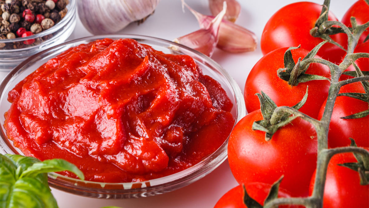 Как приготовить томатную пасту из помидор на зиму в домашних условиях: подробный рецепт