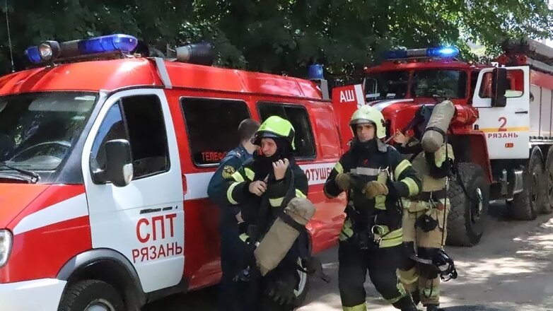 Собянин назвал очень сложной ситуацию с пожарами в Рязанской области