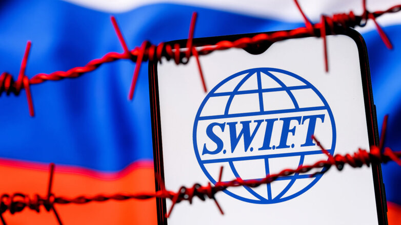 Страны Балтии просят внести ограничения по SWIFT в новый пакет санкций против России