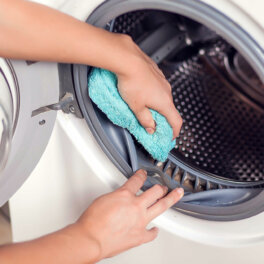 Как очистить грязь под резинкой в стиральной машине: простые, но эффективные методы
