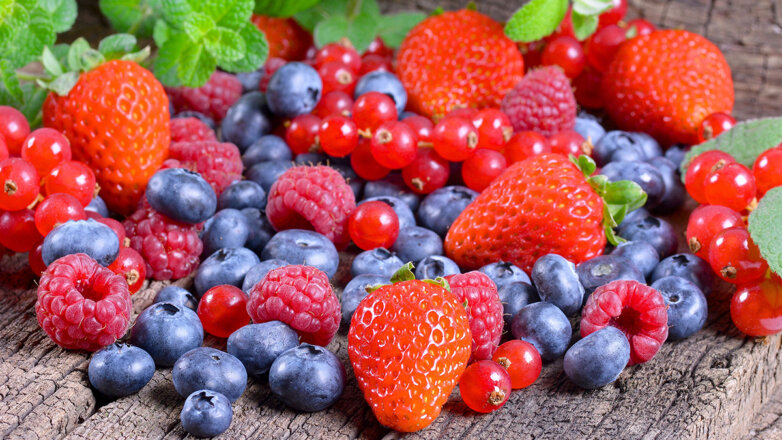 Как сохранить летние ягоды без потери витаминов