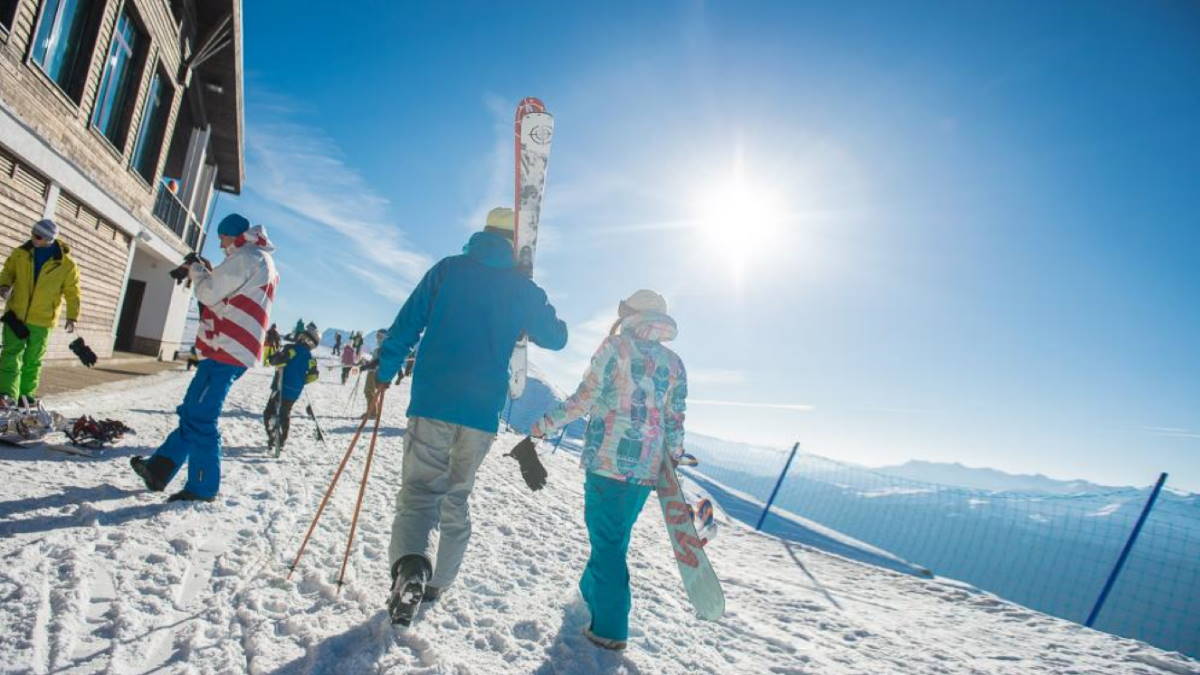 Поездка на горнолыжный курорт сочи. Горные лыжи Сочи красная Поляна.