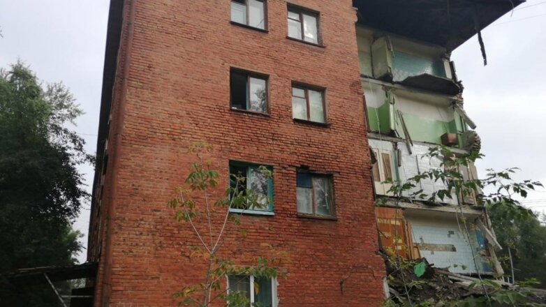 В Омске частично обрушился пятиэтажный дом