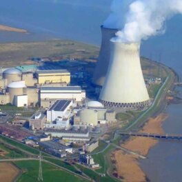 RTBF: Бельгия впервые останавливает блок АЭС в рамках отказа от атомной энергии