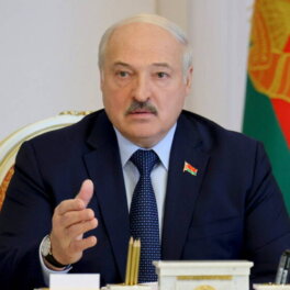 Лукашенко сообщил о намерении "тихушек и лохушек" уничтожить Белоруссию