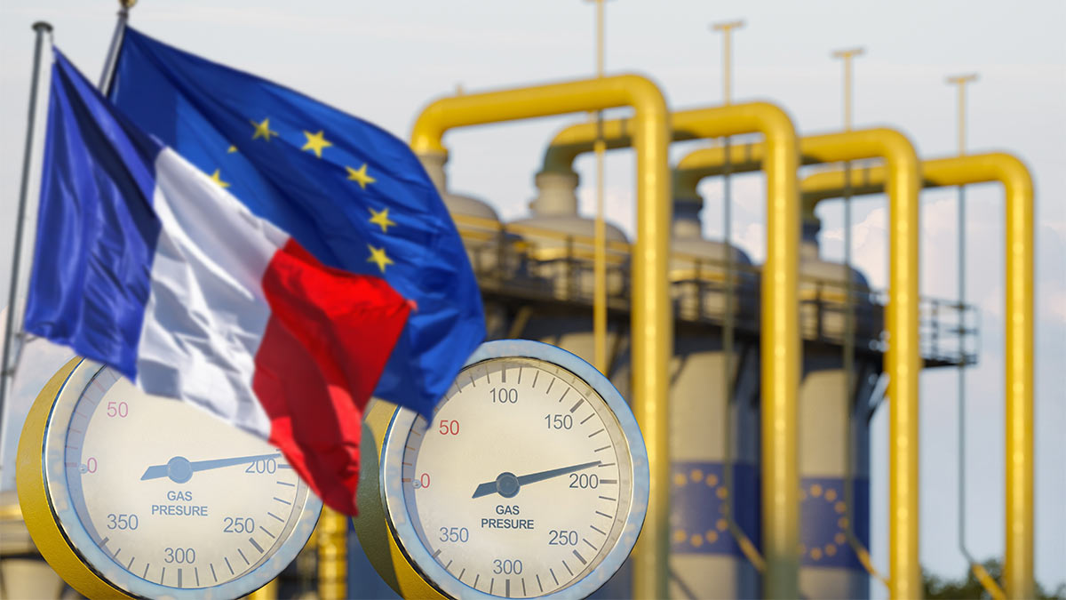 Еврокомиссия и Франция проработают установку "потолка" цен на газ в Европе