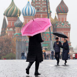 7 мая в Москве ожидается облачная погода, пройдет дождь и мокрый снег