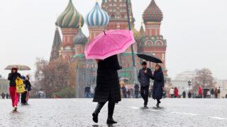 7 мая в Москве ожидается облачная погода, пройдет дождь и мокрый снег