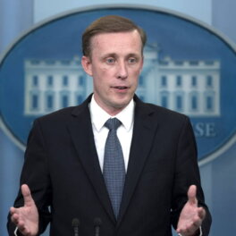 Салливан считает, что помощь США не изменит ситуацию на Украине в ближайшее время