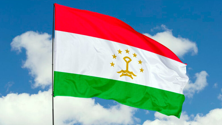 Таджикистан обвинил Киргизию в нежелании отводить войска от границы