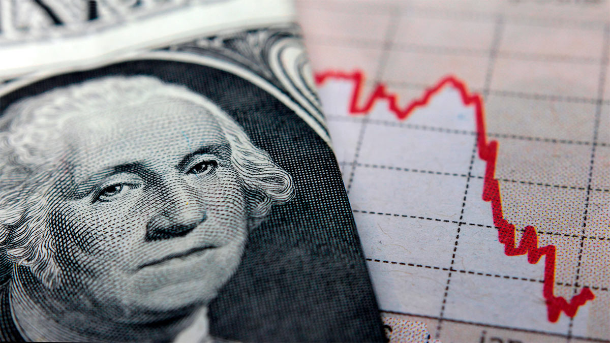 Курс доллара на Мосбирже упал ниже 59 рублей впервые с 19 августа
