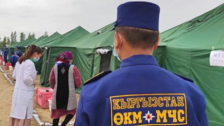 Из зоны конфликта с Таджикистаном эвакуировали 136 тысяч граждан Киргизии