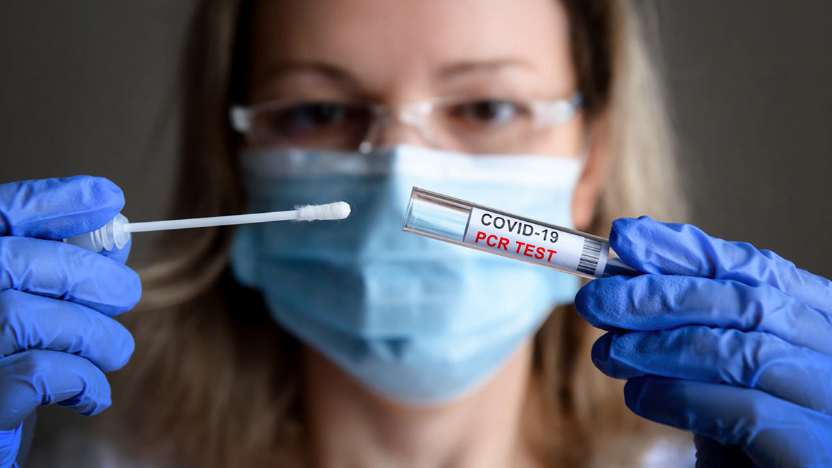 В России за сутки выявили 41690 случаев заражения коронавирусом