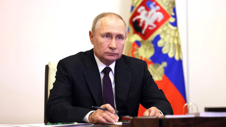 Путин согласился перевести все лицензии и разрешения для бизнеса в электронный вид