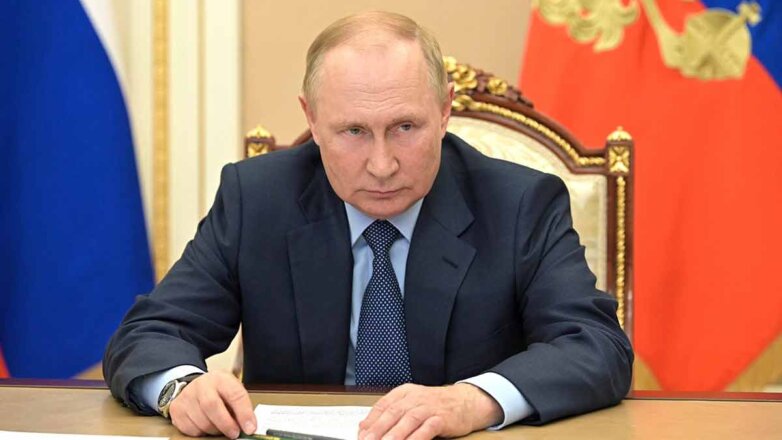 Путин призвал эвакуировать жителей Херсона из опасной зоны