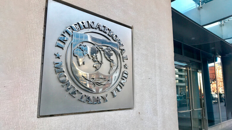 МВФ заявил о достижении соглашения с Украиной о кредите на $15,6 миллиарда