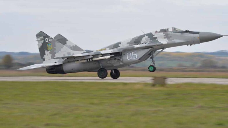 Военные РФ сбили украинский МиГ-29, переоборудованный под ракеты HARM из США